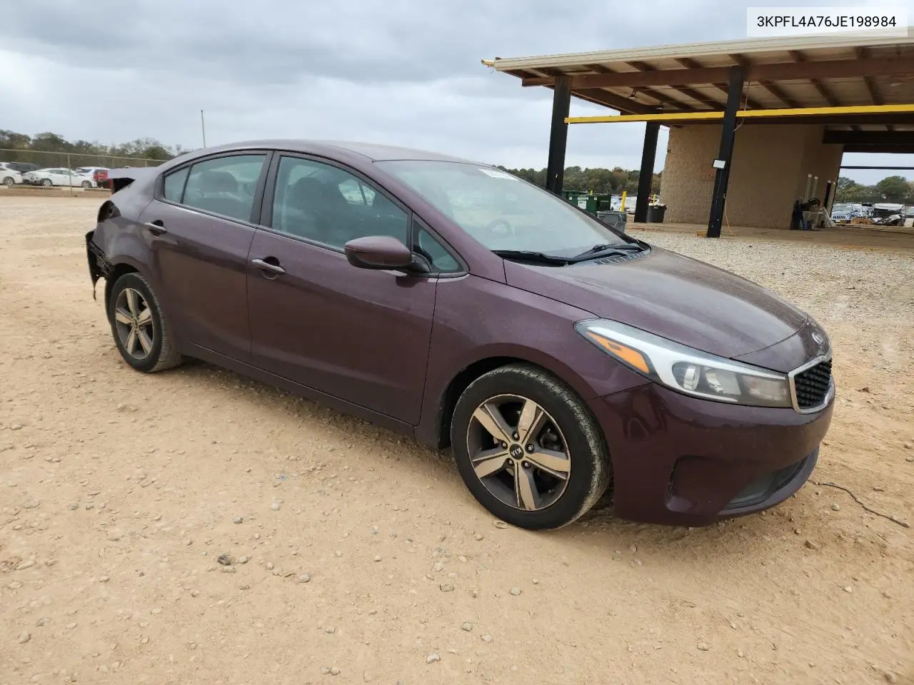 3KPFL4A76JE198984 2018 Kia Forte Lx