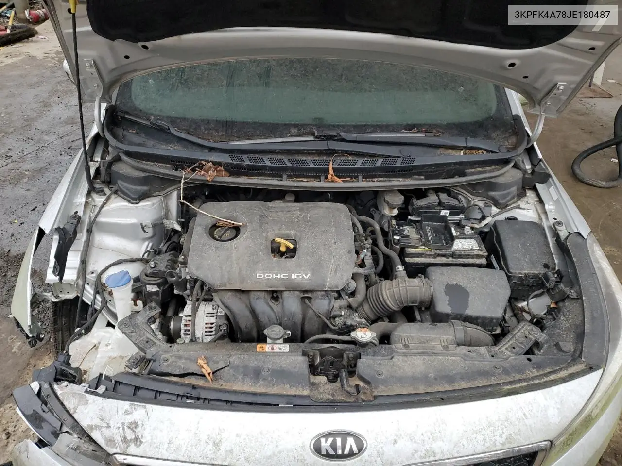 3KPFK4A78JE180487 2018 Kia Forte Lx