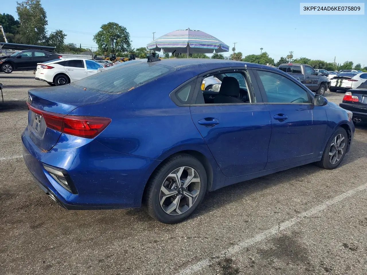 2019 Kia Forte Lxs VIN: 3KPF24AD6KE075809 Lot: 61898176