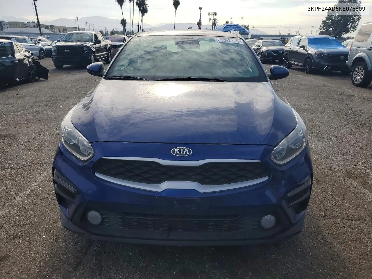 2019 Kia Forte Lxs VIN: 3KPF24AD6KE075809 Lot: 61898176