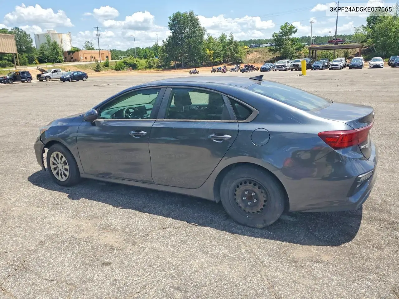 2019 Kia Forte Fe VIN: 3KPF24AD5KE077065 Lot: 61914356