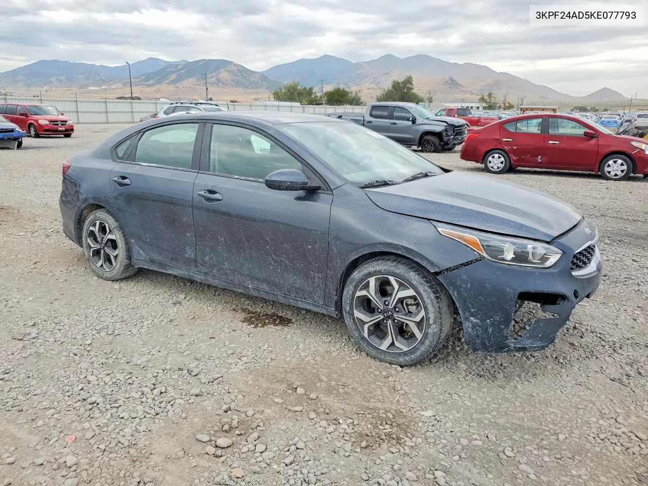 2019 Kia Forte Lxs VIN: 3KPF24AD5KE077793 Lot: 62056796