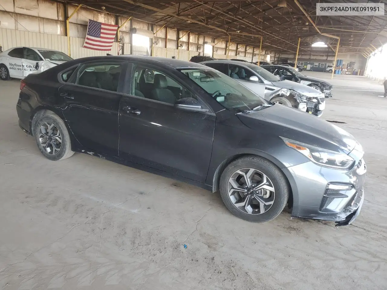 3KPF24AD1KE091951 2019 Kia Forte Lxs