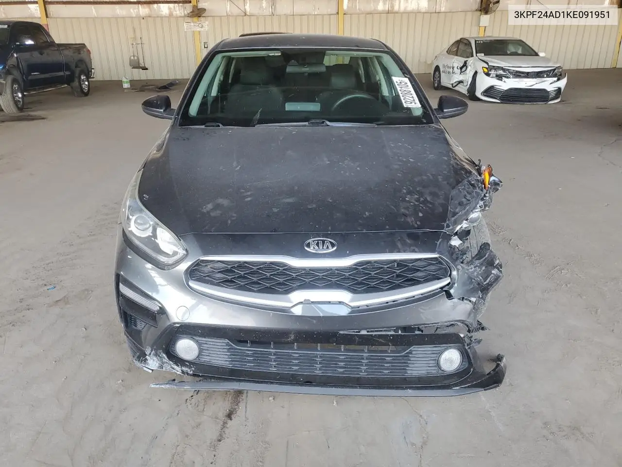 3KPF24AD1KE091951 2019 Kia Forte Lxs