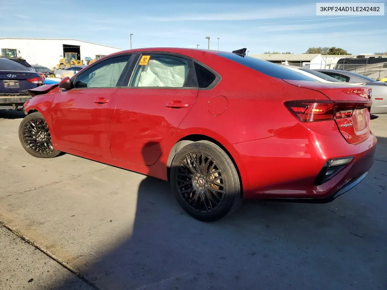 3KPF24AD1LE242482 2020 Kia Forte Fe