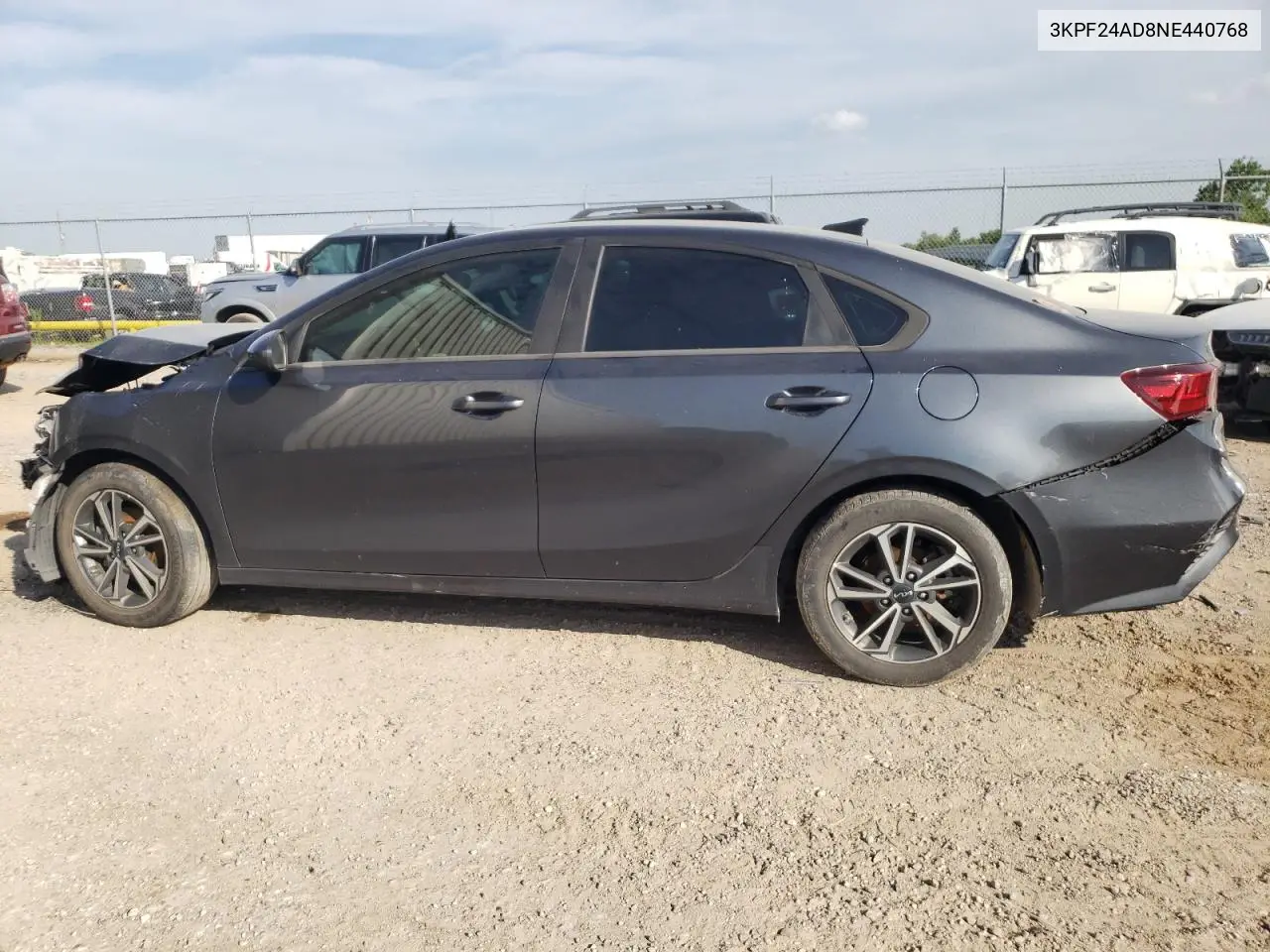 3KPF24AD8NE440768 2022 Kia Forte Fe
