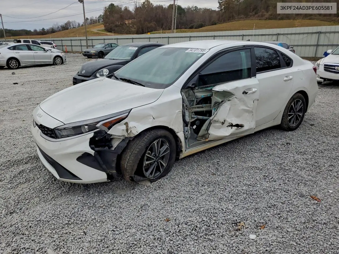 3KPF24AD3PE605581 2023 Kia Forte Lx