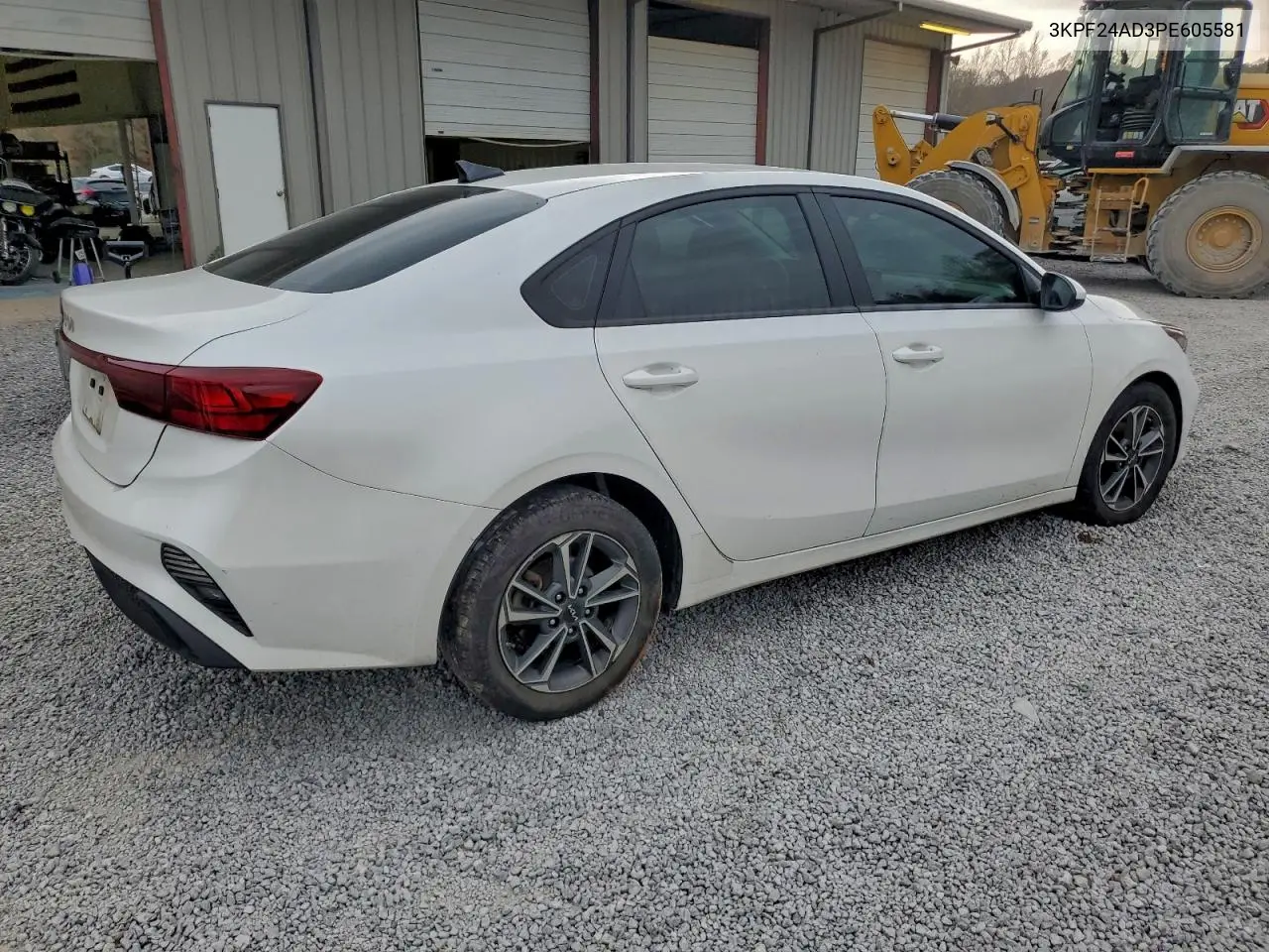 3KPF24AD3PE605581 2023 Kia Forte Lx