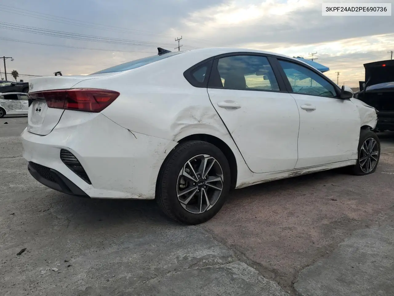 3KPF24AD2PE690736 2023 Kia Forte Lx