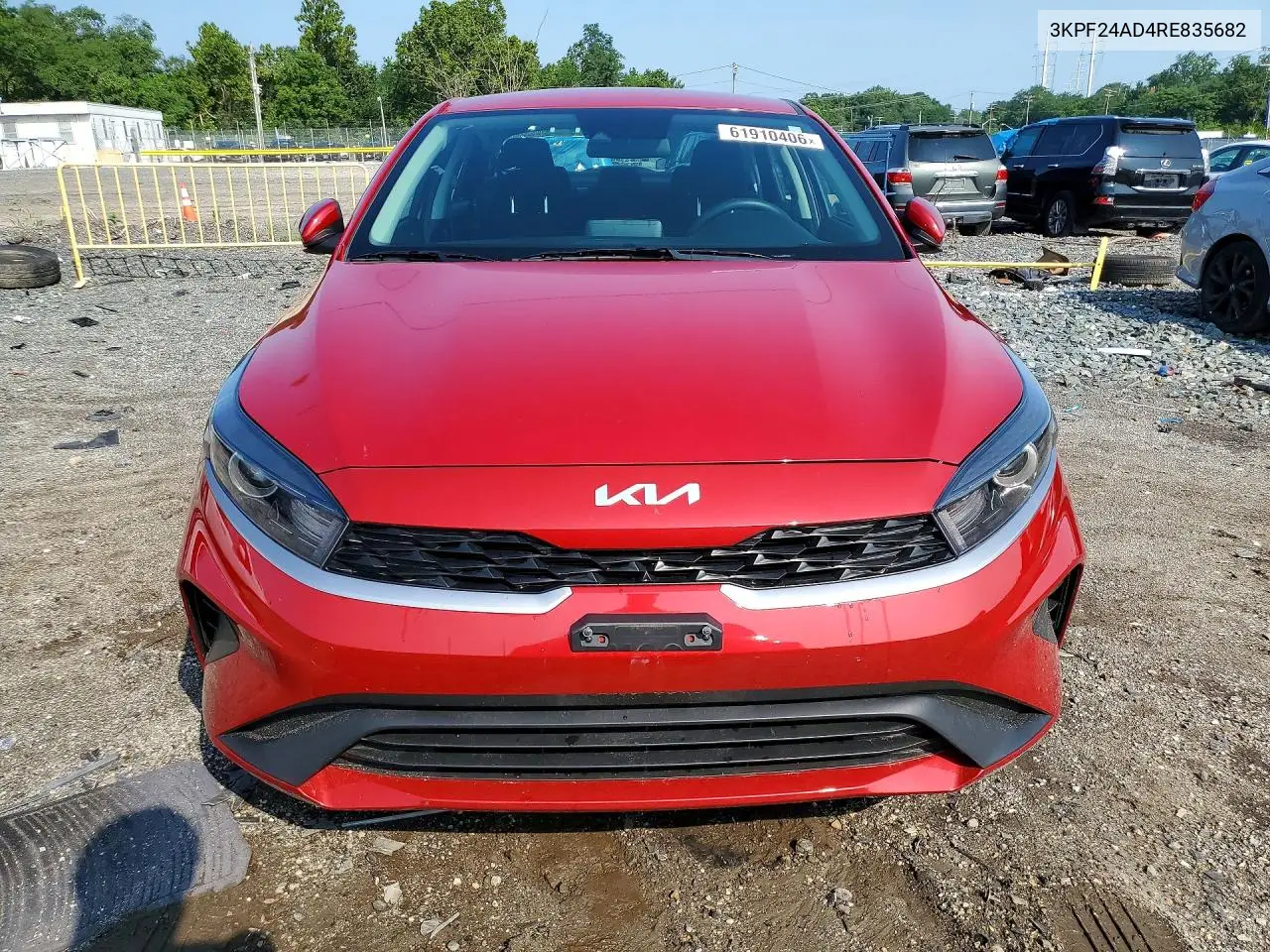 2024 Kia Forte Lxs VIN: 3KPF24AD4RE835682 Lot: 61910406