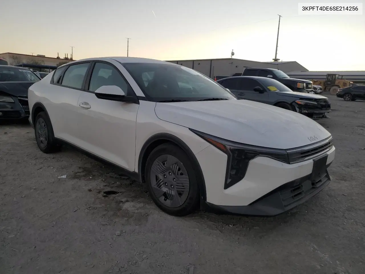 3KPFT4DE6SE214256 2025 Kia K4 Lx