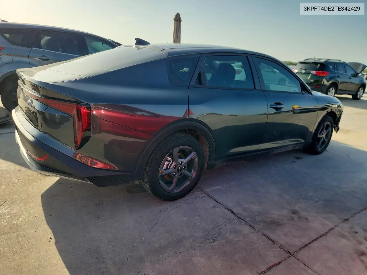 2026 Kia K4 Lxs VIN: 3KPFT4DE2TE342429 Lot: 61892576