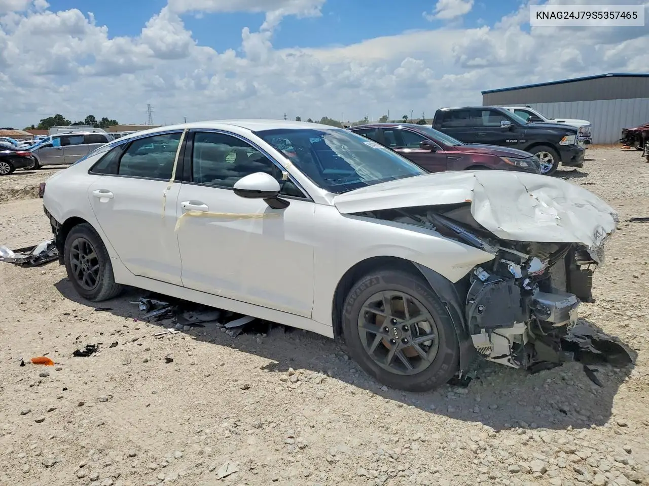 2025 Kia K5 Lxs VIN: KNAG24J79S5357465 Lot: 60432086