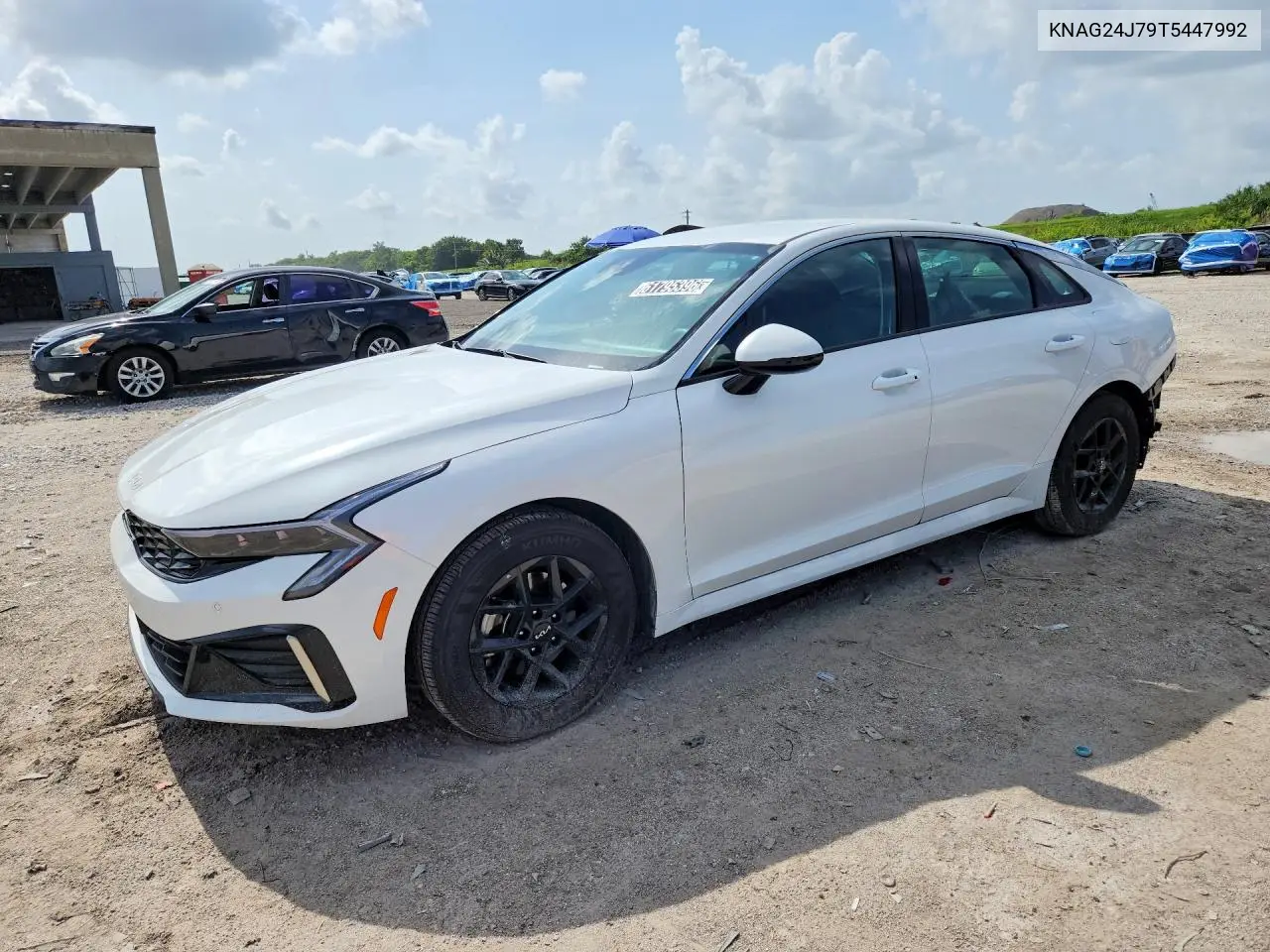 2026 Kia K5 Lxs VIN: KNAG24J79T5447992 Lot: 61795396