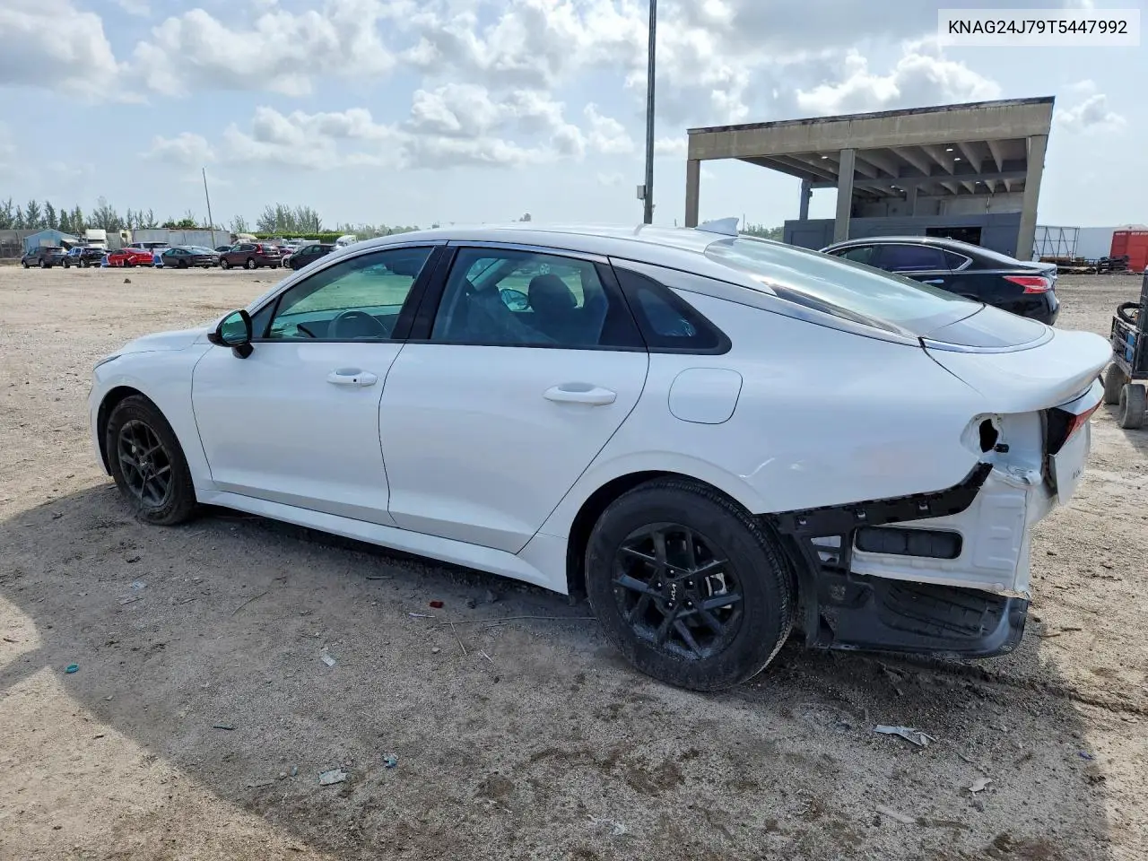 2026 Kia K5 Lxs VIN: KNAG24J79T5447992 Lot: 61795396