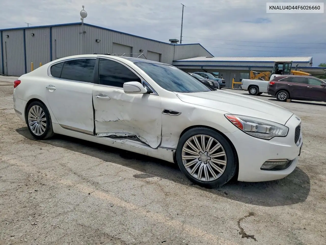 2015 Kia K900 Premium VIN: KNALU4D44F6026660 Lot: 61033596