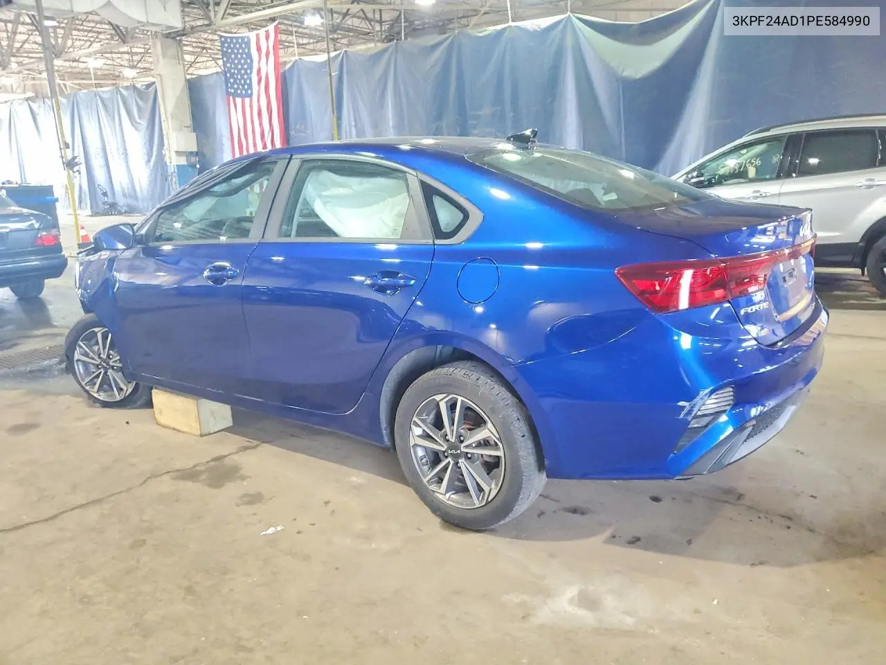 2023 Kia Forte Lxs VIN: 3KPF24AD1PE584990 Lot: 56836426