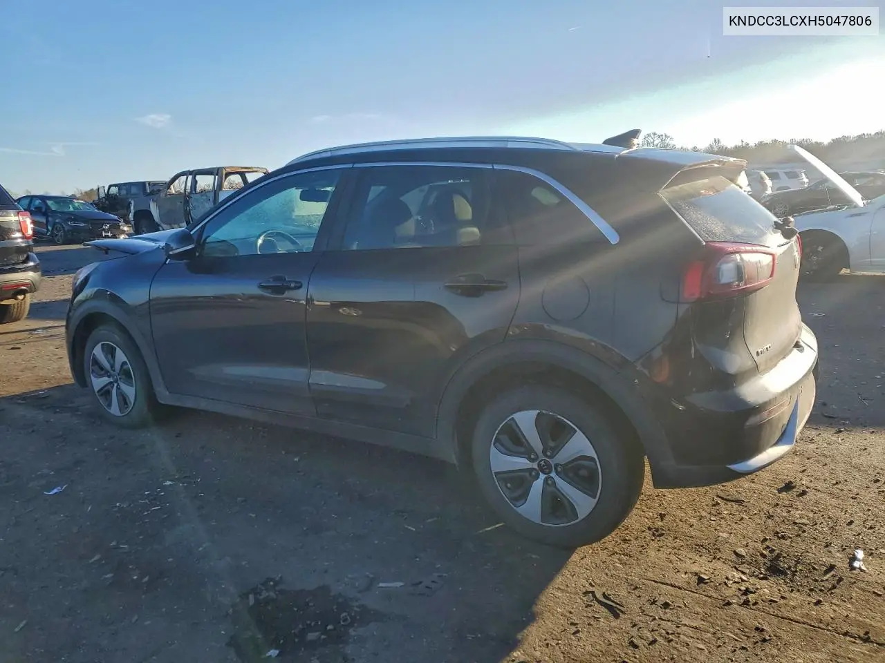 KNDCC3LCXH5047806 2017 Kia Niro Ex