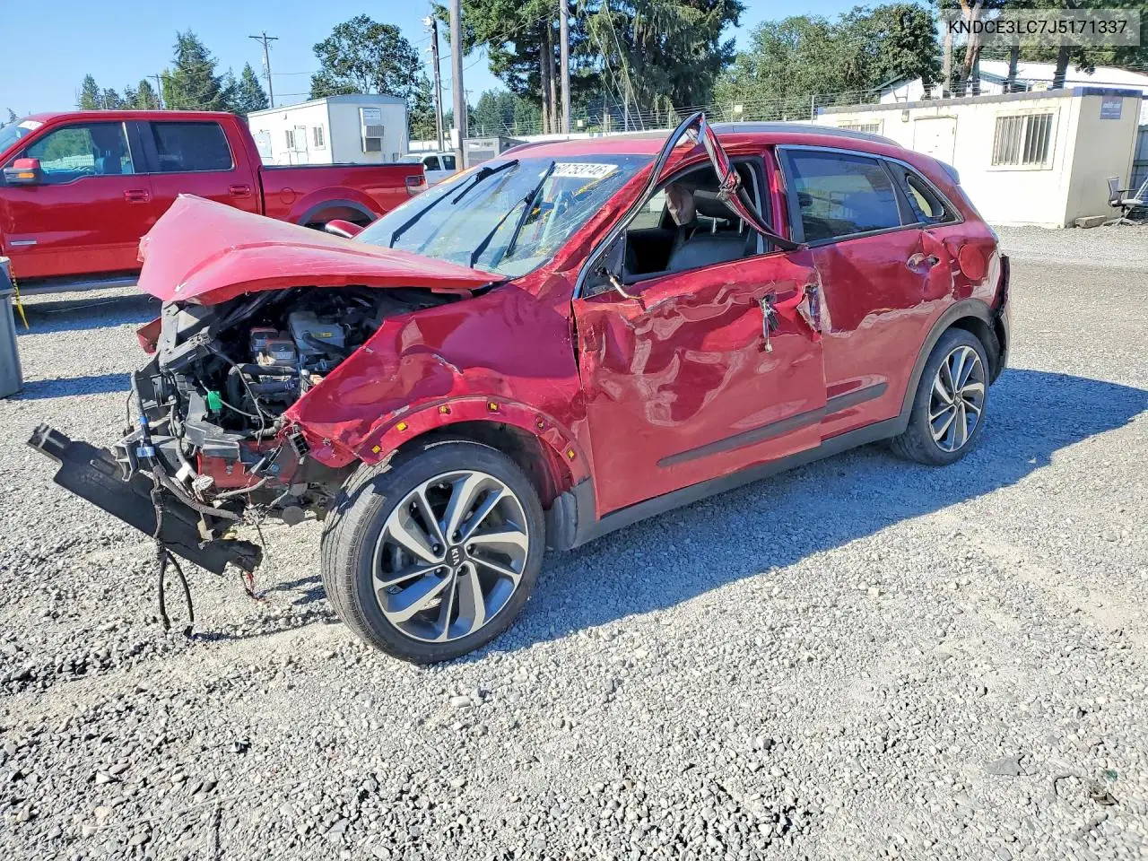 2018 Kia Niro Touring VIN: KNDCE3LC7J5171337 Lot: 60753746