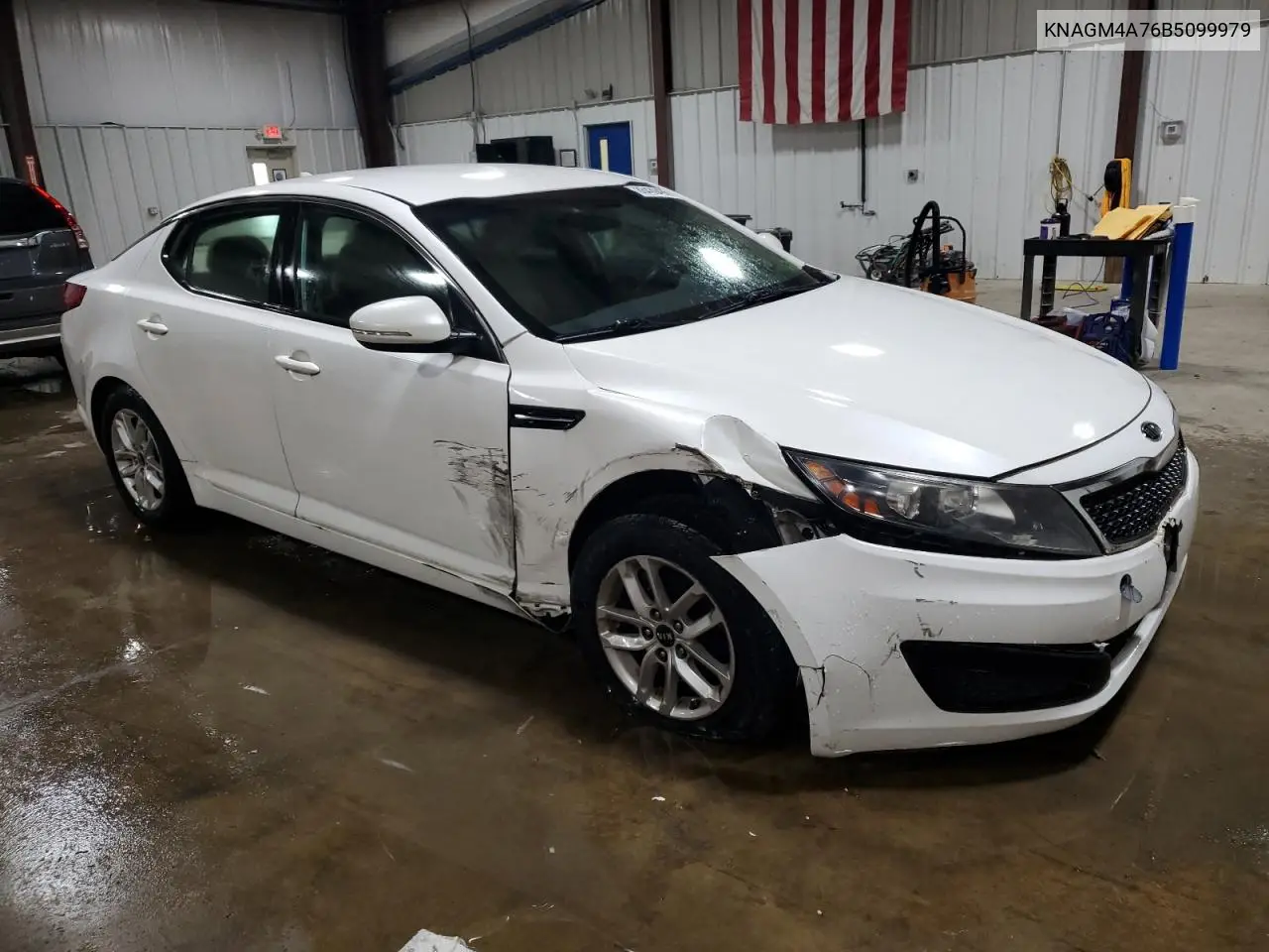 KNAGM4A76B5099979 2011 Kia Optima Lx