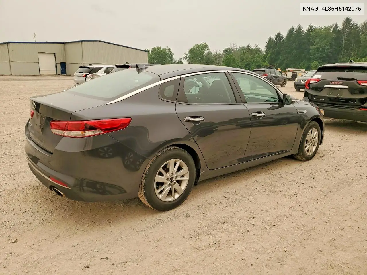 2017 Kia Optima Lx VIN: KNAGT4L36H5142075 Lot: 61192626