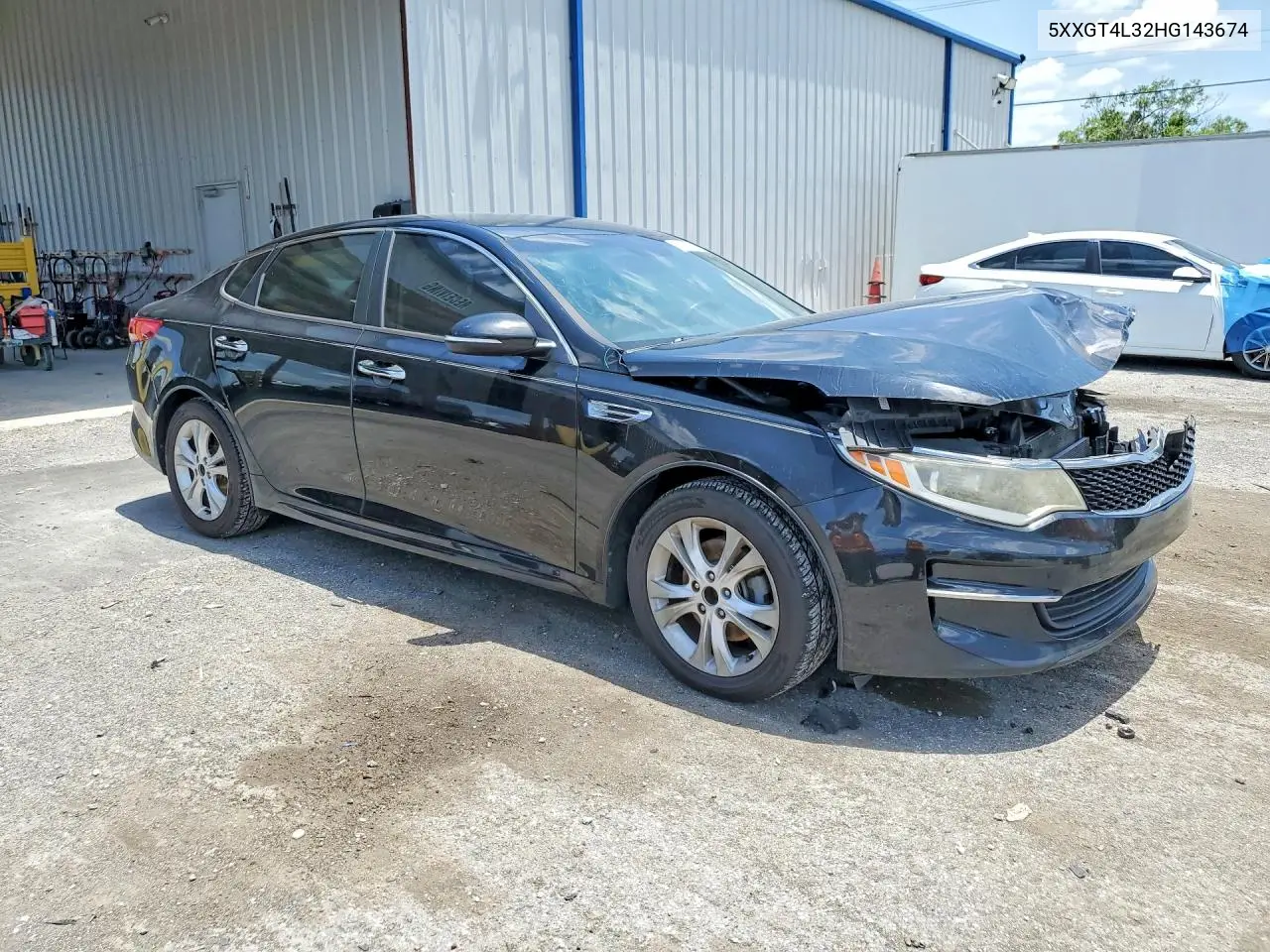 2017 Kia Optima Lx VIN: 5XXGT4L32HG143674 Lot: 61695986