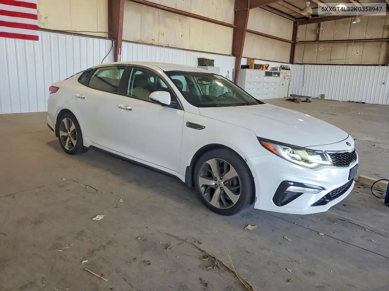 2019 Kia Optima S VIN: 5XXGT4L32KG358947 Lot: 61867996
