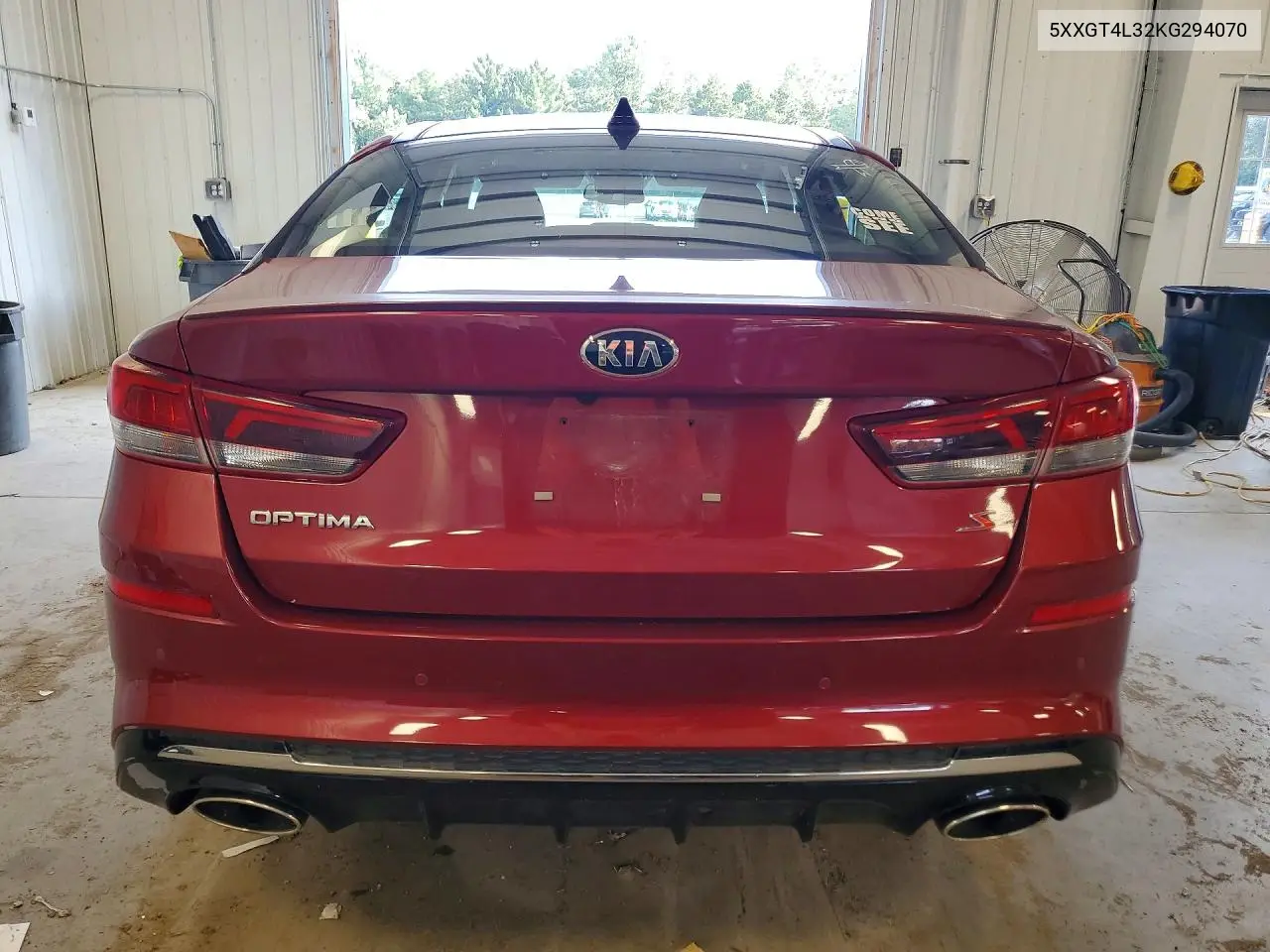 2019 Kia Optima S VIN: 5XXGT4L32KG294070 Lot: 61942326