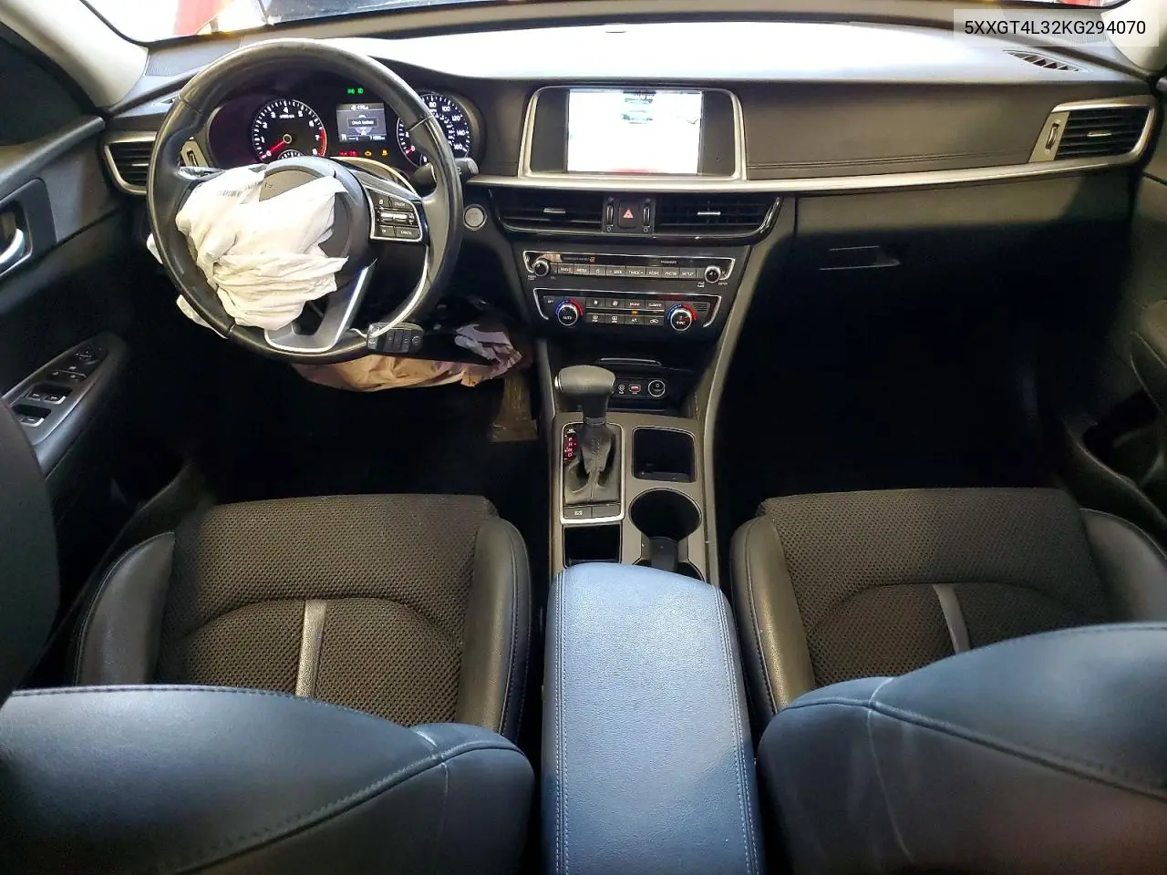 2019 Kia Optima S VIN: 5XXGT4L32KG294070 Lot: 61942326