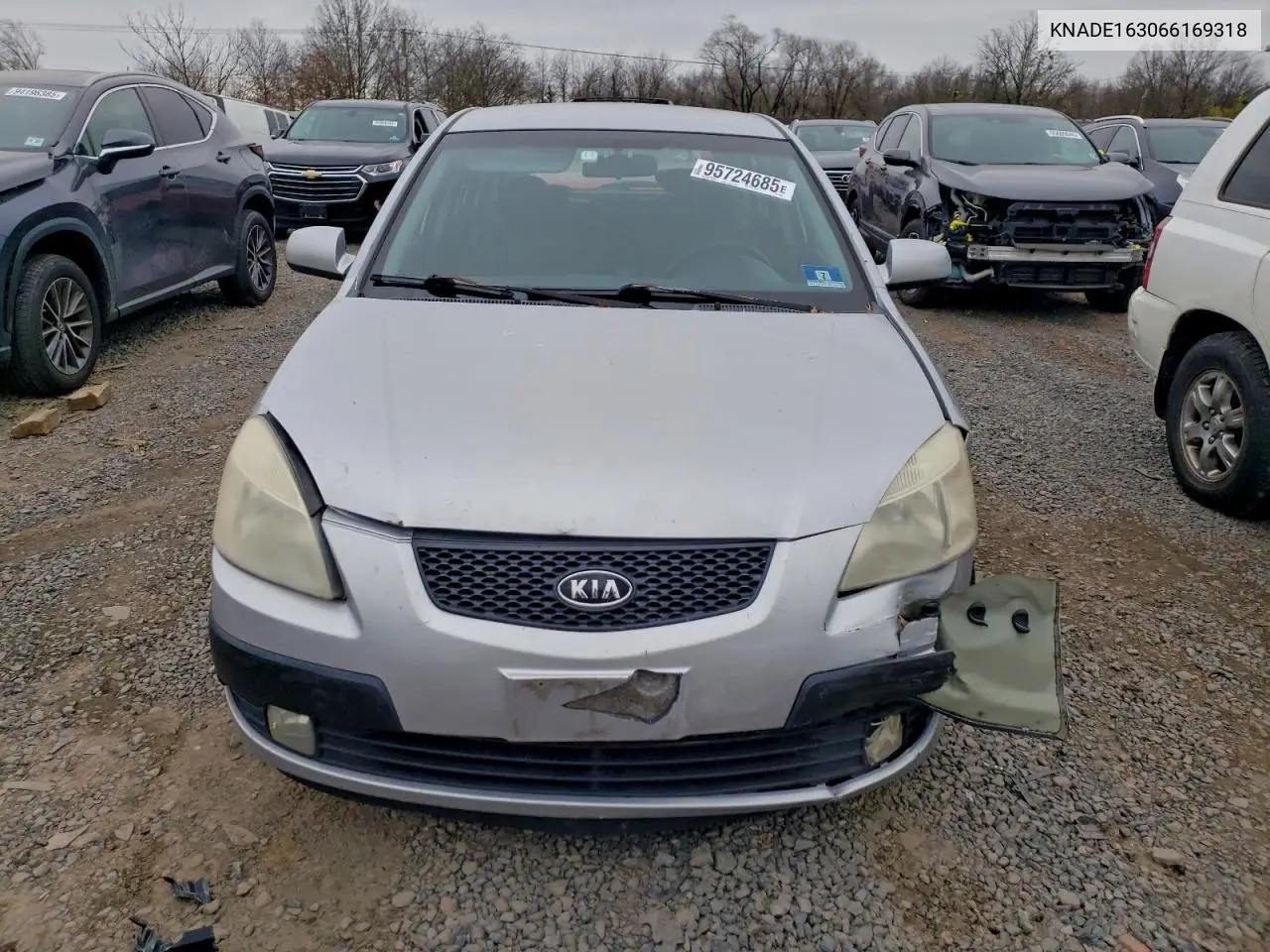 KNADE163066169318 2006 Kia Rio 5