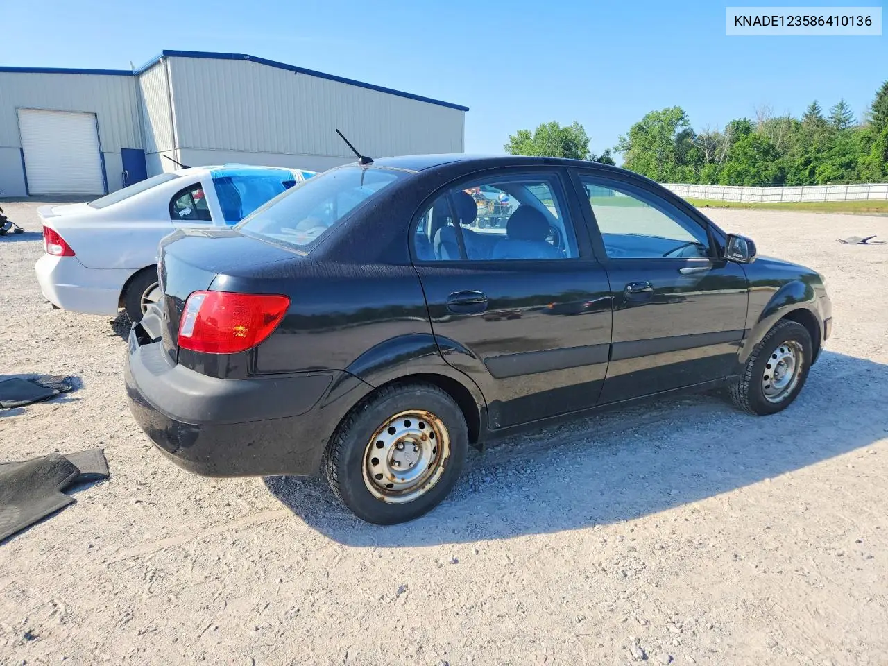 2008 Kia Rio Base VIN: KNADE123586410136 Lot: 60756846