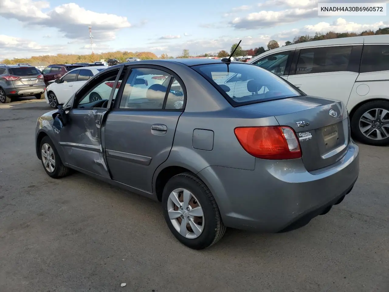 KNADH4A30B6960572 2011 Kia Rio Base