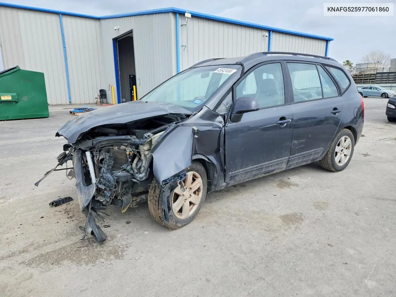 2007 Kia Rondo Lx VIN: KNAFG525977061860 Lot: 45642466
