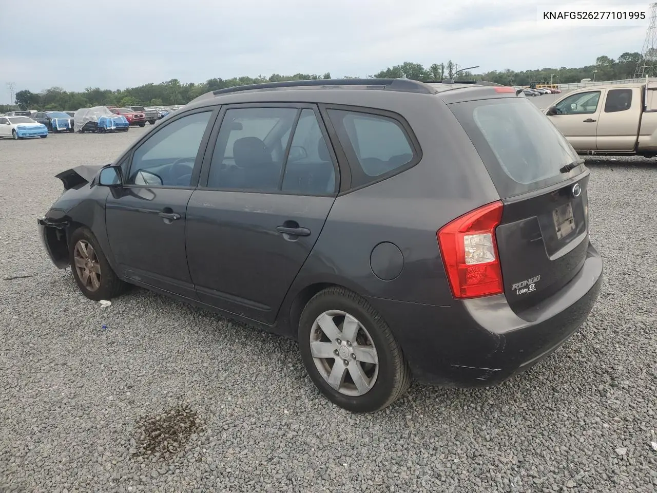 2007 Kia Rondo Lx VIN: KNAFG526277101995 Lot: 56804356