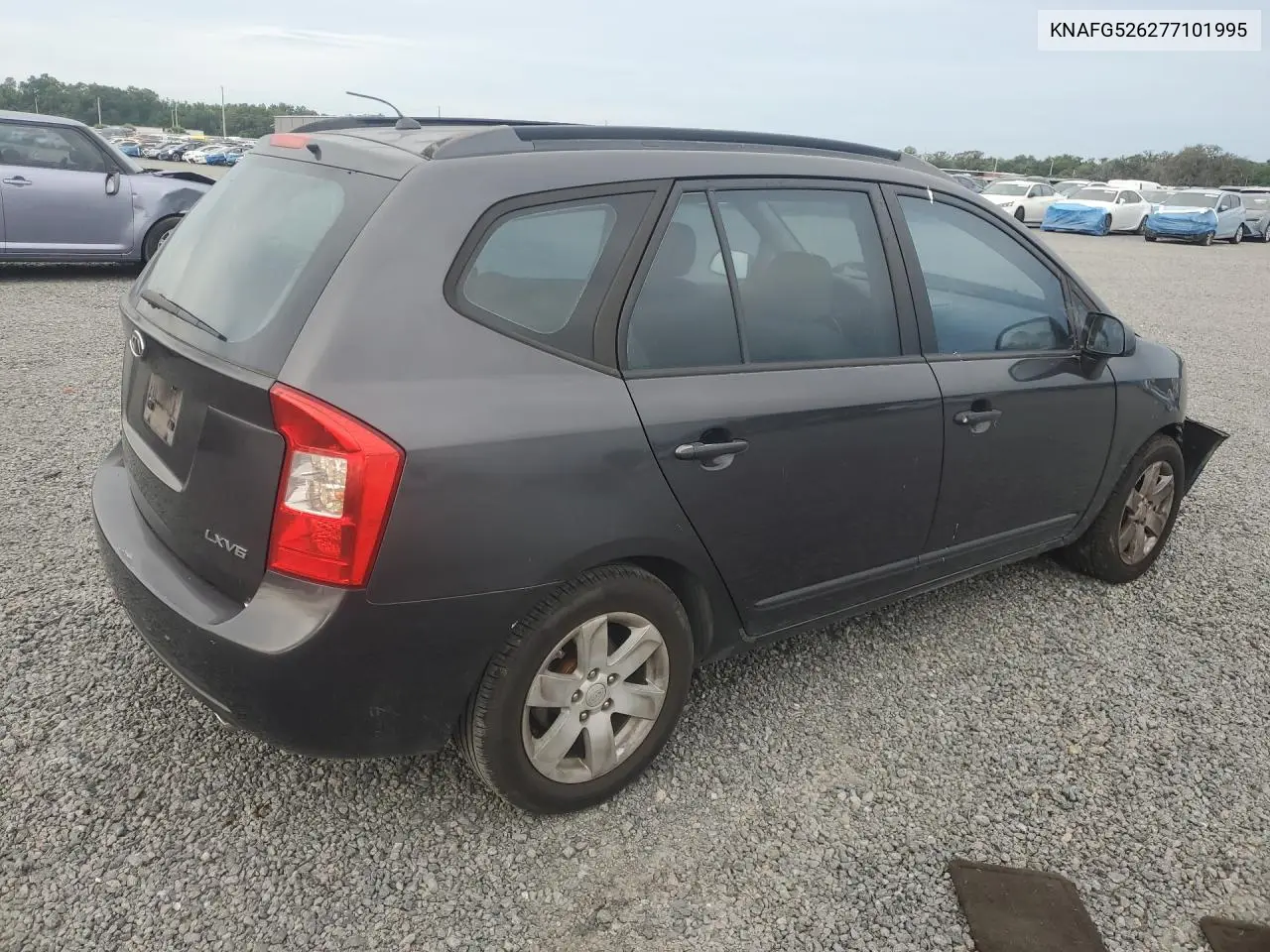 2007 Kia Rondo Lx VIN: KNAFG526277101995 Lot: 56804356