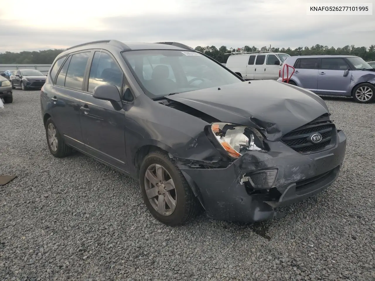 2007 Kia Rondo Lx VIN: KNAFG526277101995 Lot: 56804356