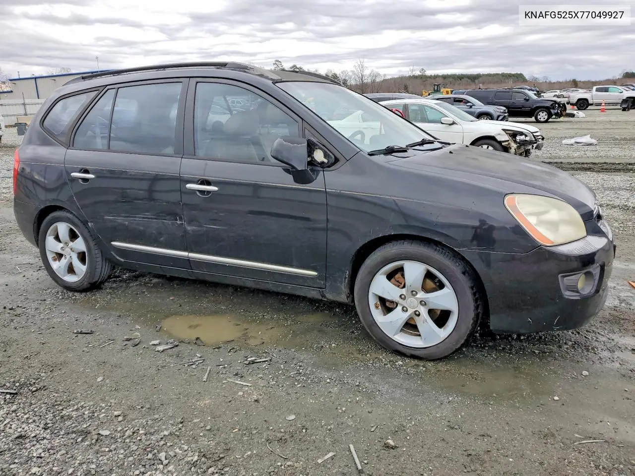 2007 Kia Rondo Lx VIN: KNAFG525X77049927 Lot: 75738995