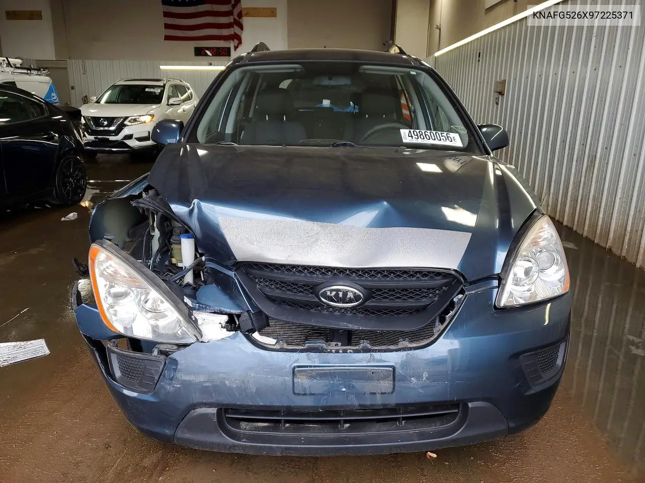 2009 Kia Rondo Lx VIN: KNAFG526X97225371 Lot: 49860056