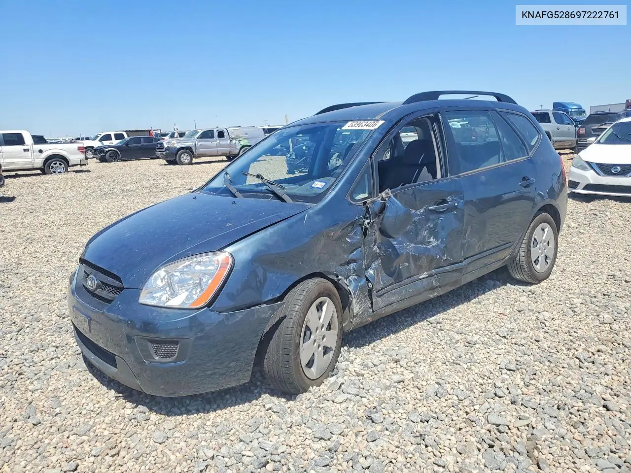 2009 Kia Rondo Base VIN: KNAFG528697222761 Lot: 53963406
