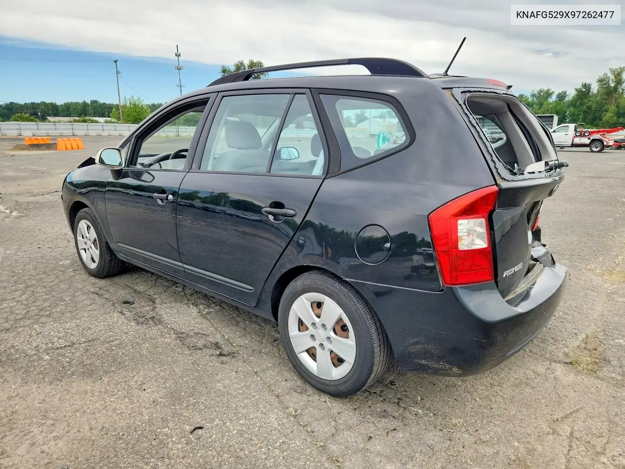 2009 Kia Rondo Base VIN: KNAFG529X97262477 Lot: 58422666