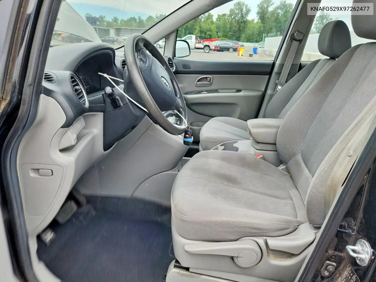 2009 Kia Rondo Base VIN: KNAFG529X97262477 Lot: 58422666