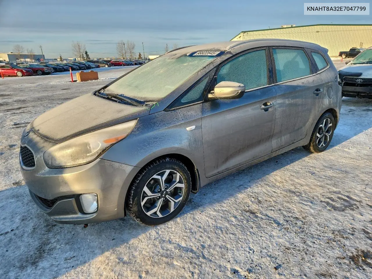 2014 Kia Rondo VIN: KNAHT8A32E7047799 Lot: 98822845