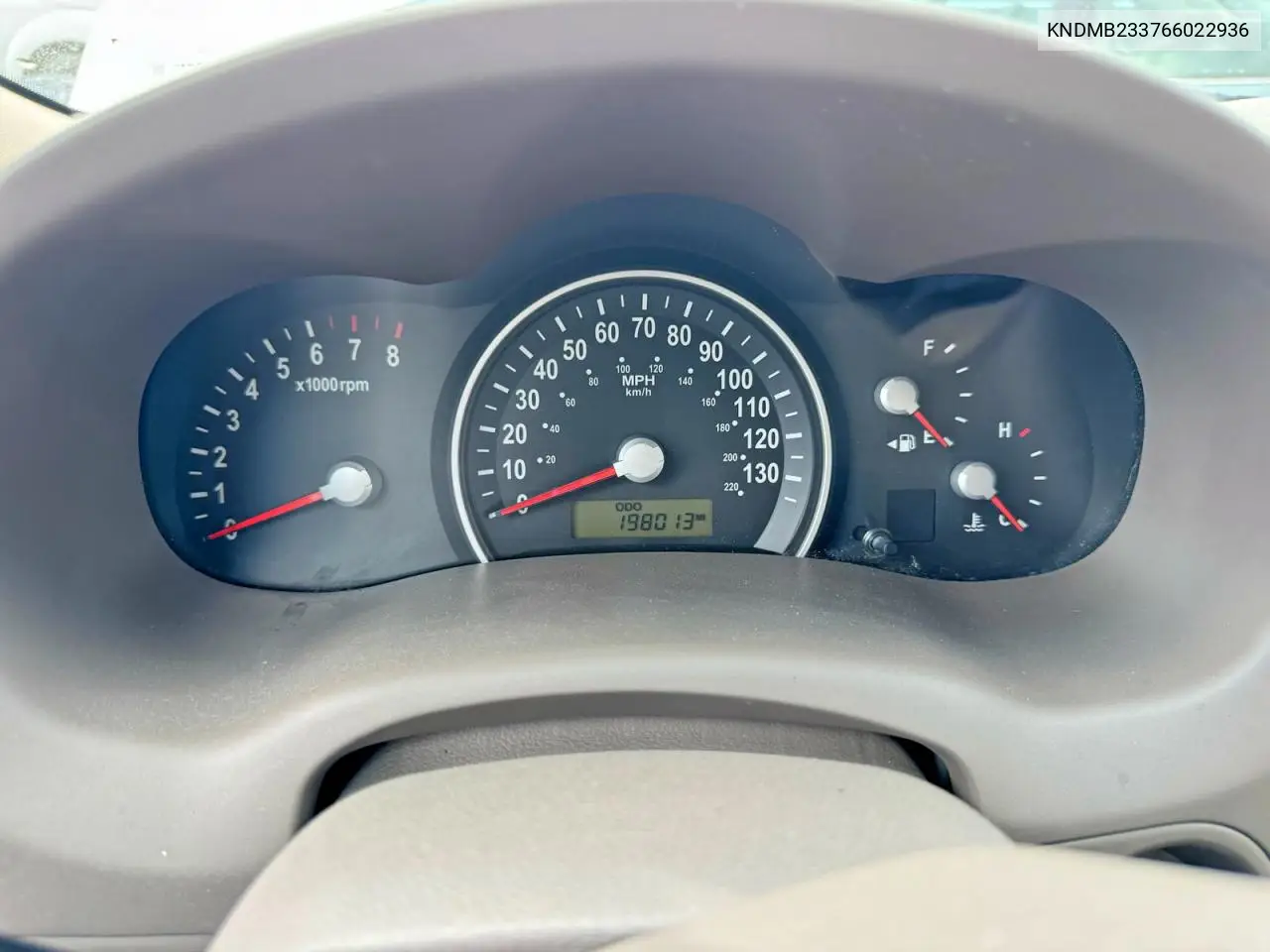 2006 Kia Sedona Lx VIN: KNDMB233766022936 Lot: 54927676