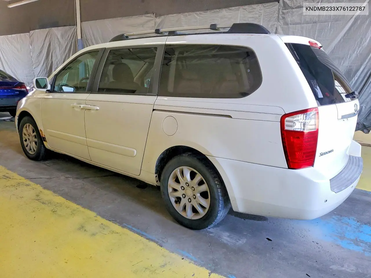 2007 Kia Sedona Base VIN: KNDMB233X76122787 Lot: 58062426