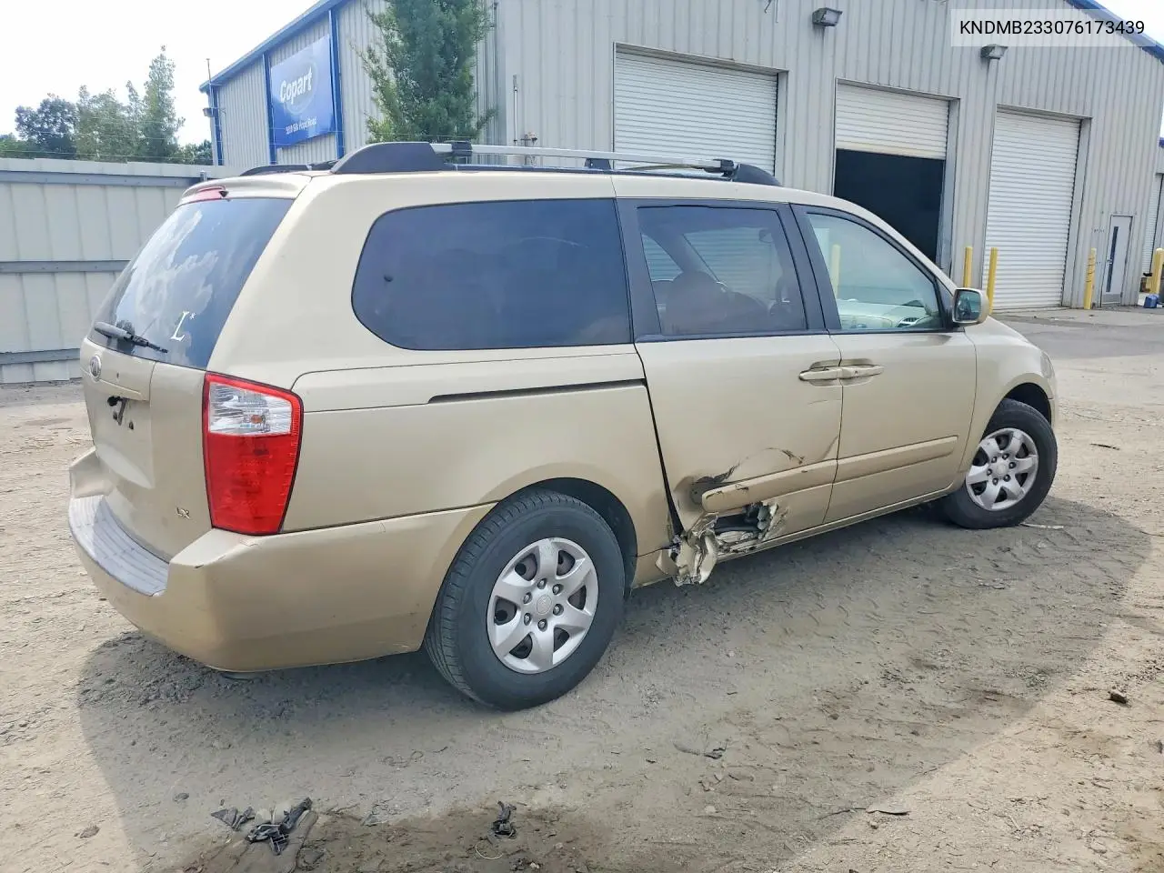 2007 Kia Sedona VIN: KNDMB233076173439 Lot: 59110286