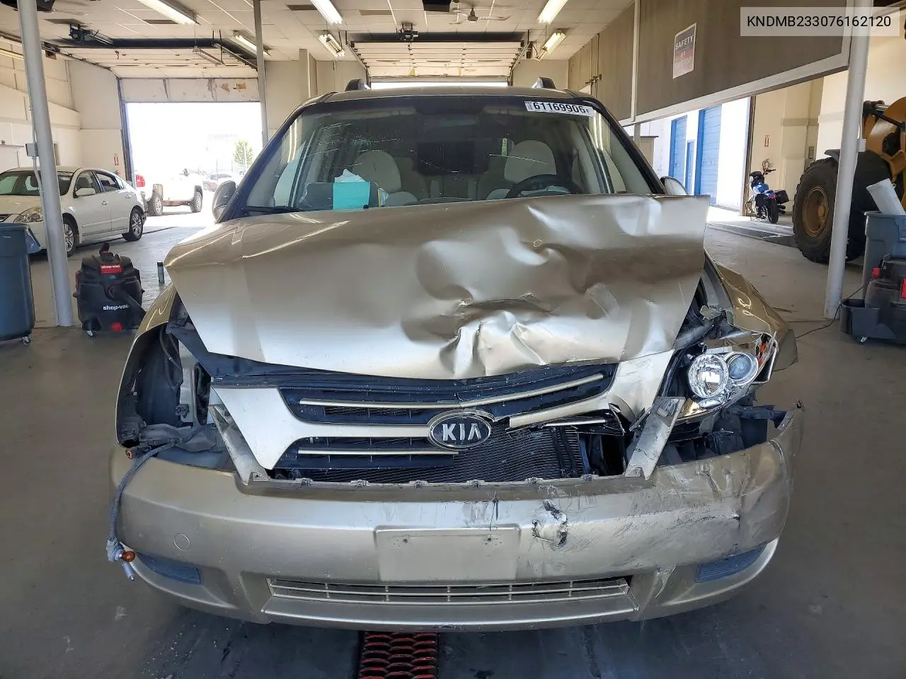2007 Kia Sedona Base VIN: KNDMB233076162120 Lot: 61169906