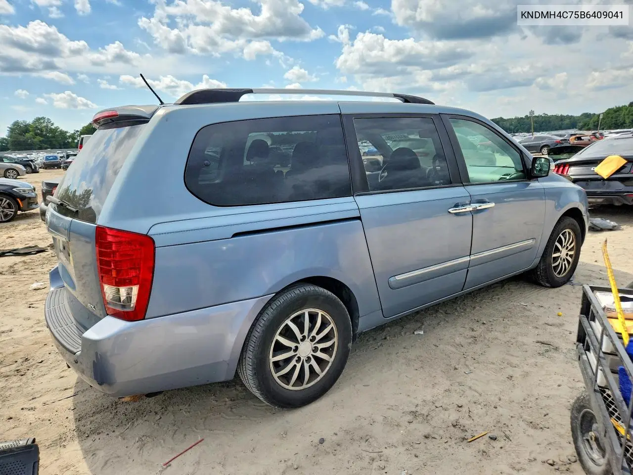 2011 Kia Sedona Ex VIN: KNDMH4C75B6409041 Lot: 61231586