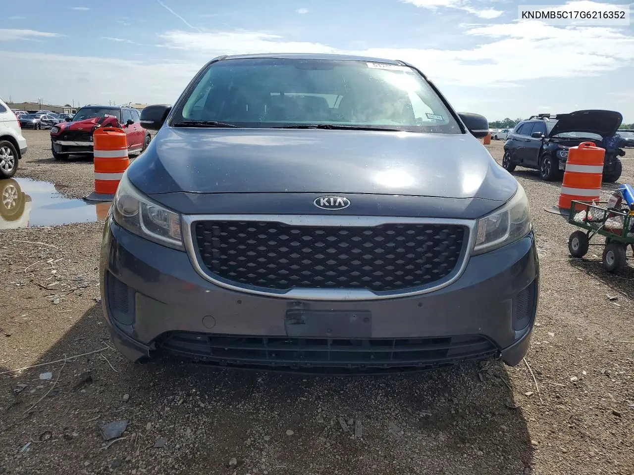 2016 Kia Sedona Lx VIN: KNDMB5C17G6216352 Lot: 51795596