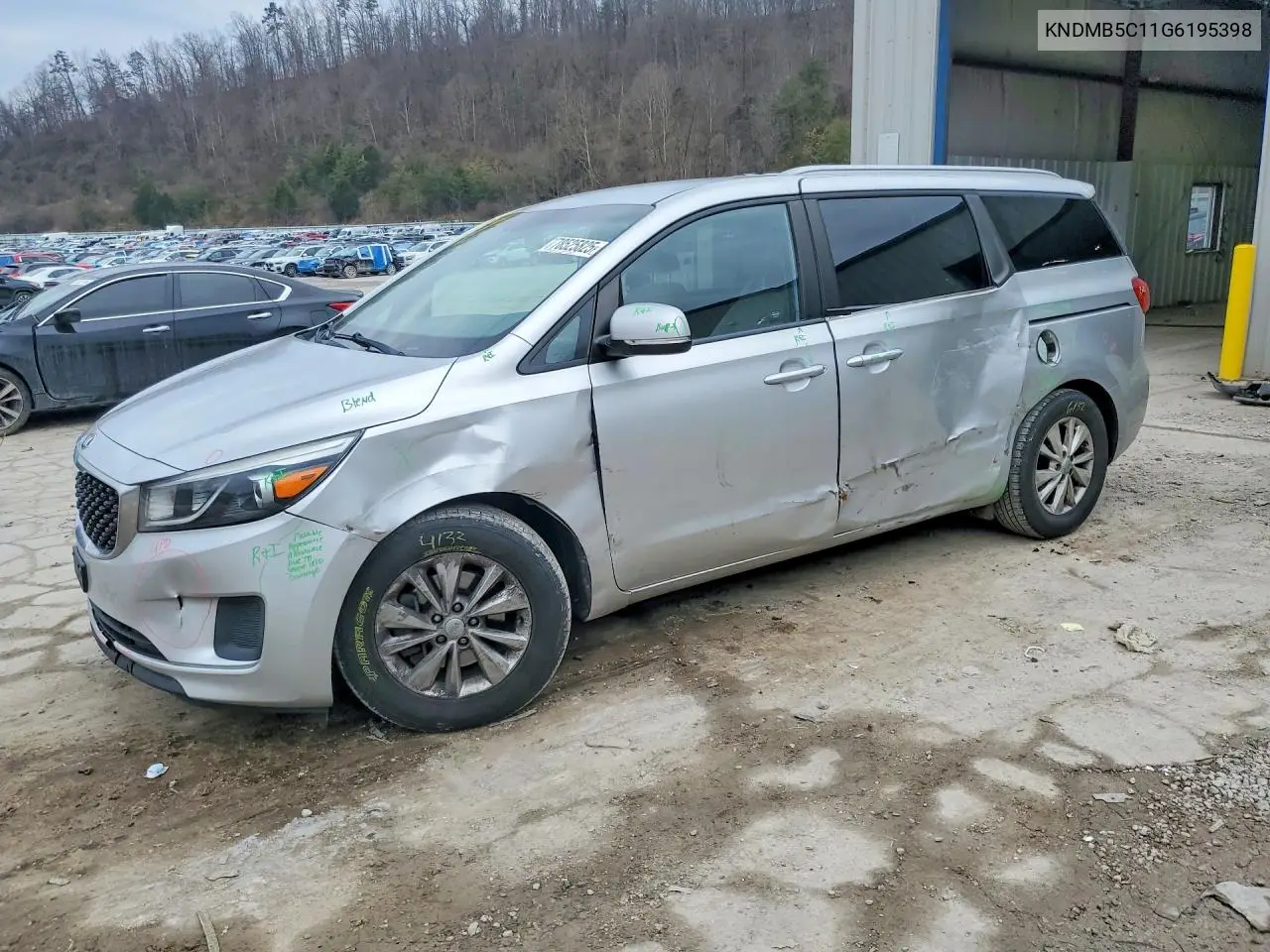 2016 Kia Sedona Lx