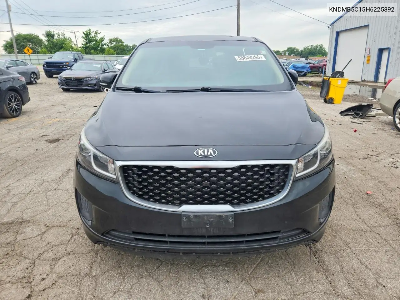 2017 Kia Sedona Lx VIN: KNDMB5C15H6225892 Lot: 58648296